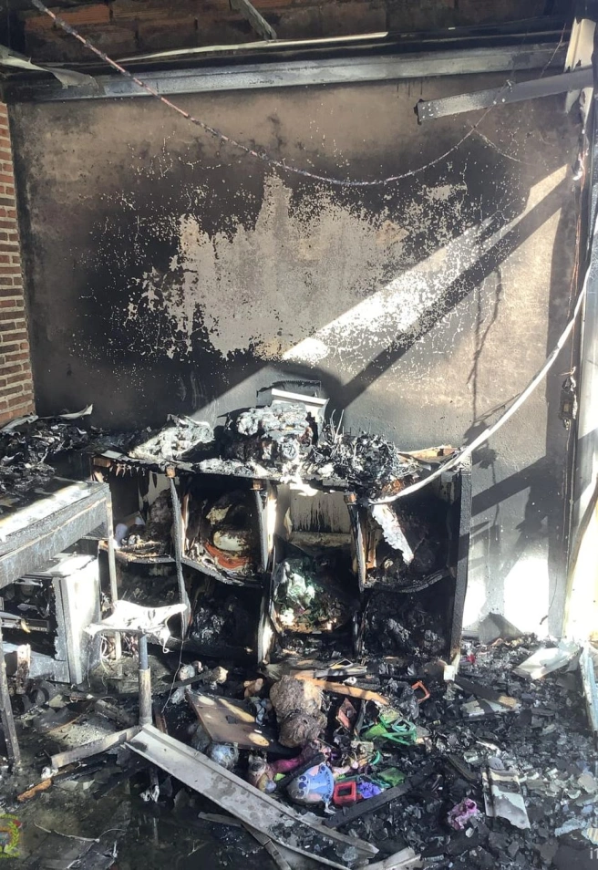 Controlan un incendio en una vivienda de Almuñécar gracias a la rápida actuación de los bomberos