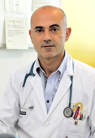 Óscar Juan, oncólogo del Hospital La Fe de Valencia