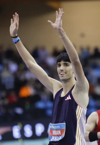 Abel Jordán celebra su victoria en la prueba de 60 metros en los Campeonatos de España