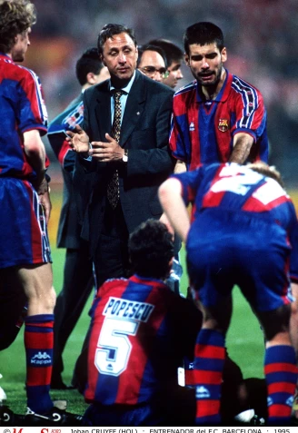 Johan Cruyff en su etapa como entrenador del Fútbol Club Barcelona