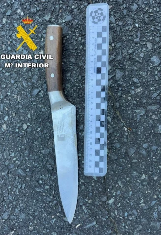 Cuchillo interceptado al presunto delincuente con restos de ADN de la víctima