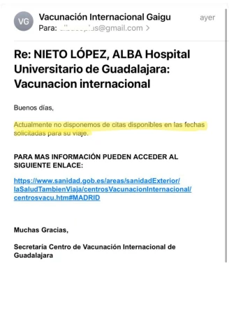 Alba lleva intentando vacunarse desde abril y solo recibe negativas