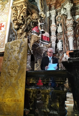 Jesús Miguel Vázquez, presentador del cartel de la Ofrenda Flora a la Virgen de las Angustias