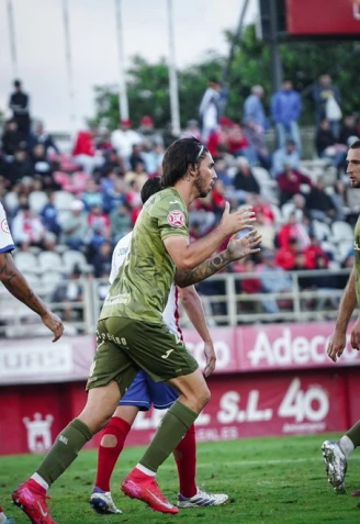 Andrés López pudo marcar en su debut