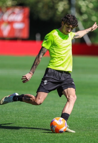 Gelabert, en un entrenamiento de la temporada 24/25, en Mareo