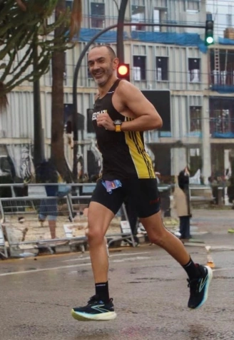 Adolfo Juan vuelve a sonreír