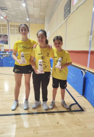 El Real Club Tenis de Mesa Linares y el CD Indiana Games firman una actuación sobresaliente en el Pre-Estatal de Guadix rumbo al Estatal de Tarragona