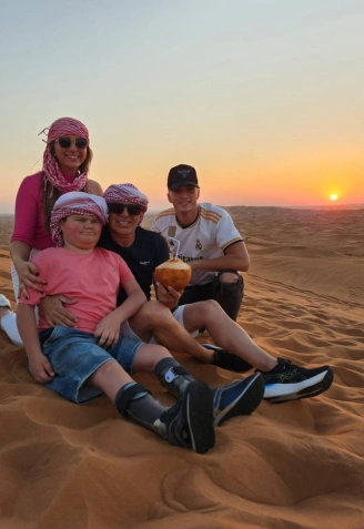 Álvaro y su familia