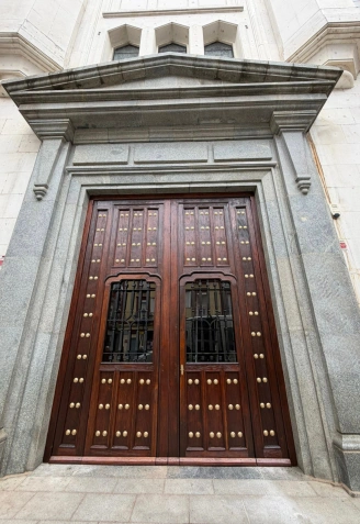 Puertas de la Ermita de la Soledad, financiadas por Fundación CB