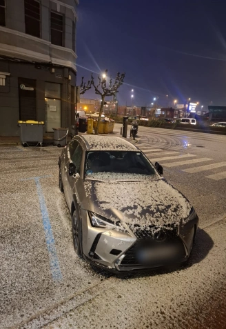 En A Coruña no hay nieve, pero sí intensas granizadas