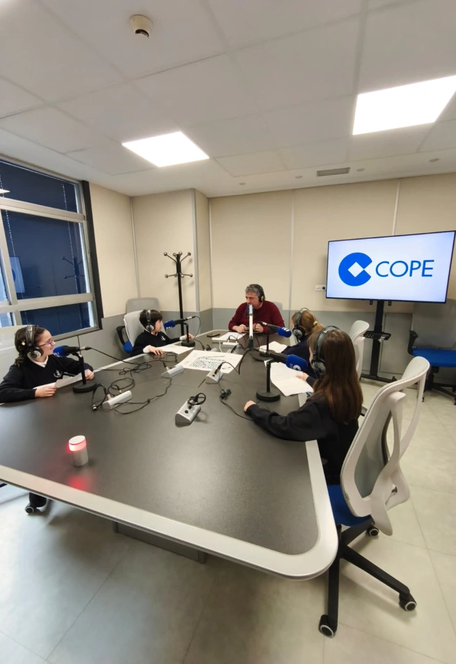 Estudio central de COPE Santiago