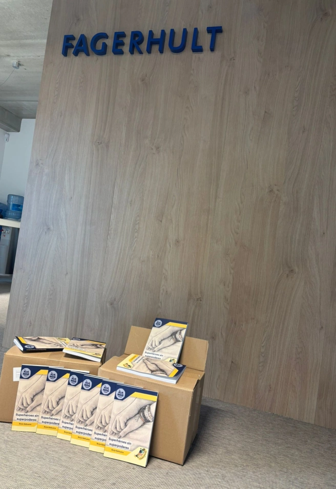 "Superhéroes sin superpoderes", libro de Borja Balbuena