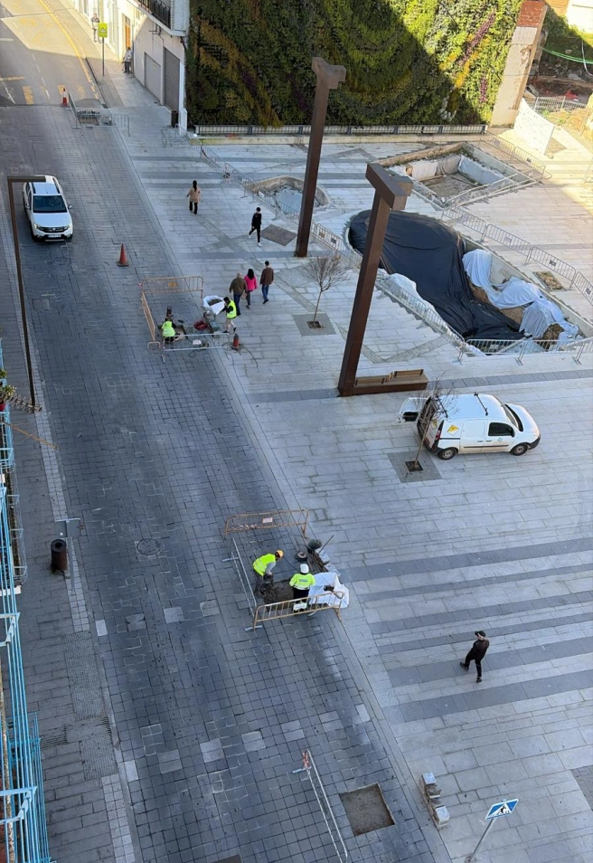Arrancan los trabajos en la plaza de Santa Eulalia de Mérida que afectarán al tráfico