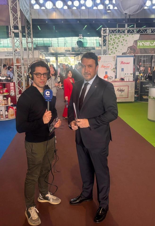 Daniel González, presidente de la Cámara de Comercio de Avilés, durante la entrevista en COPE Asturias, en pleno corazón de Salenor