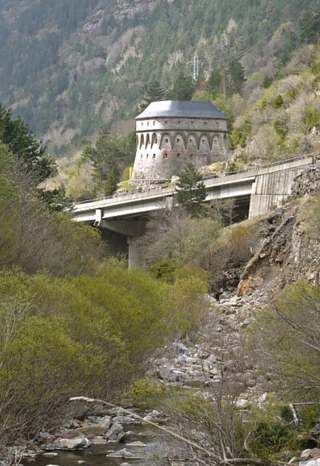 Torre de los Fusileros de Canfranc