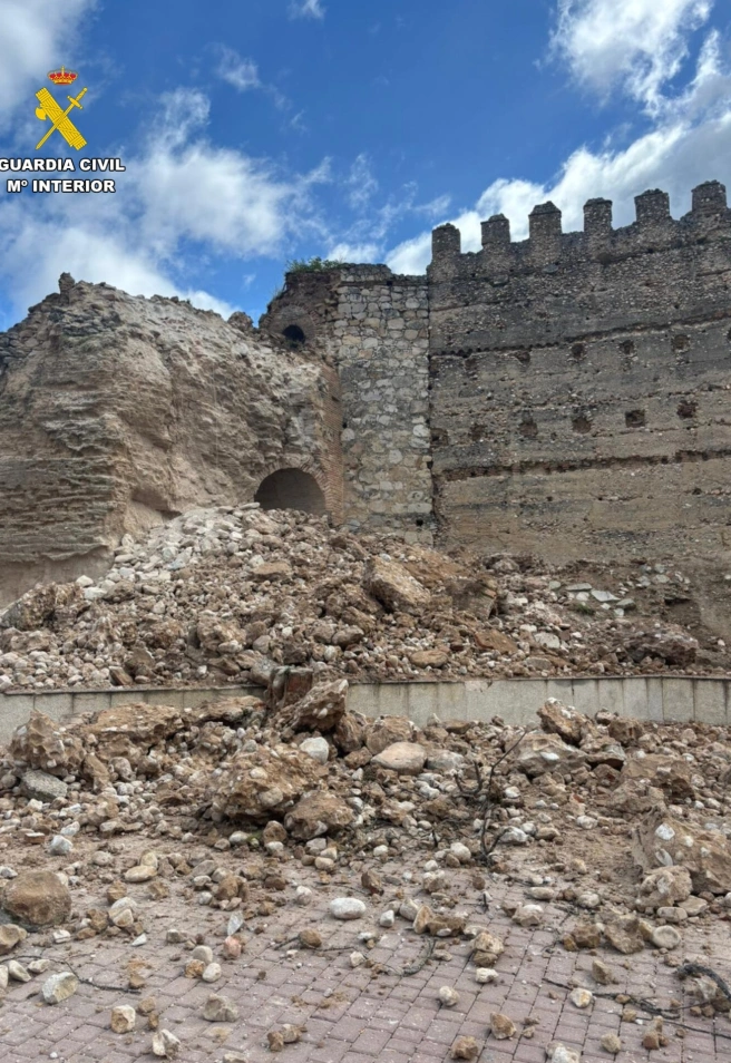 La torre del castillo medieval de Escalona derrumbada este sábado
