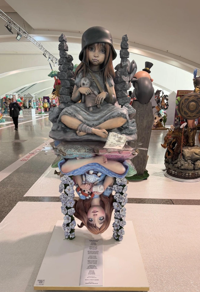 Sueca-Literato Azorín logra el ninot indultat de 2026