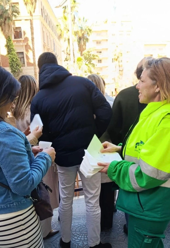 Francisco Lechuga también ha hecho un llamamiento a la colaboración ciudadana para mantener la limpieza