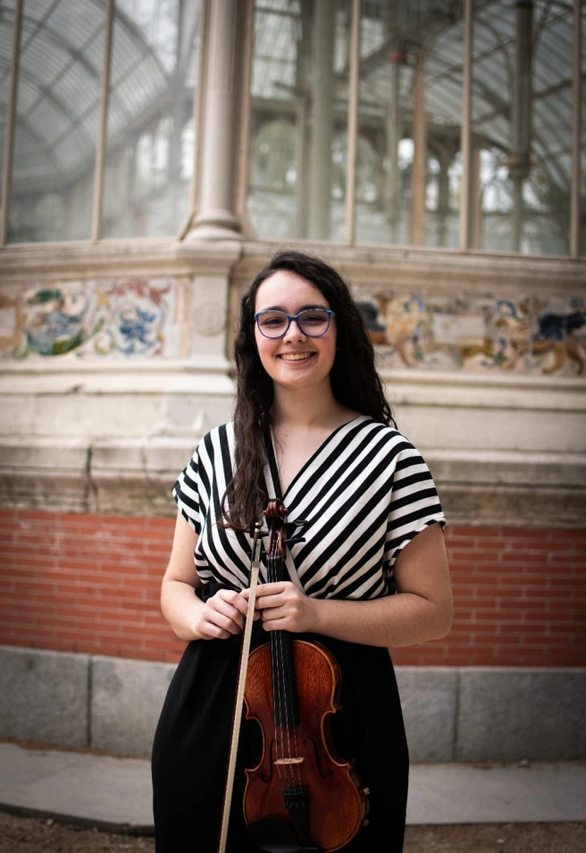 Ainara con el violín