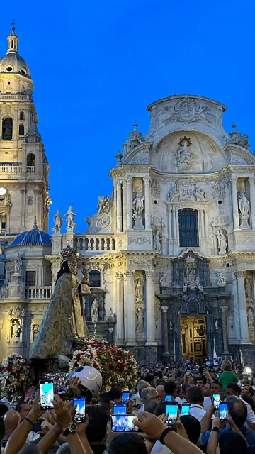 Llegada de la Fuensanta a la Catedral