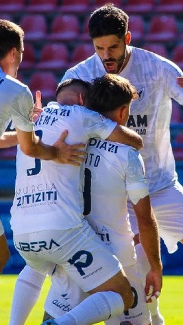 UCAM CF suma un punto ante el líder