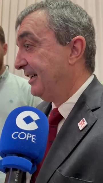 Javier Guillén explicó cómo ha será la salida de La Vuelta a España.