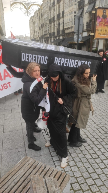 En la manifestación participaron alrededor de 1.000 dependientas de la provincia