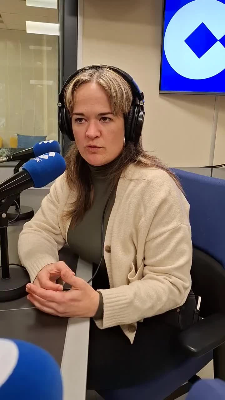 María Goikoetxea en un momento de la entrevista en los estudios de COPE.