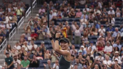 Paula Badosa celebra su triunfo en octavos de final del US Open.