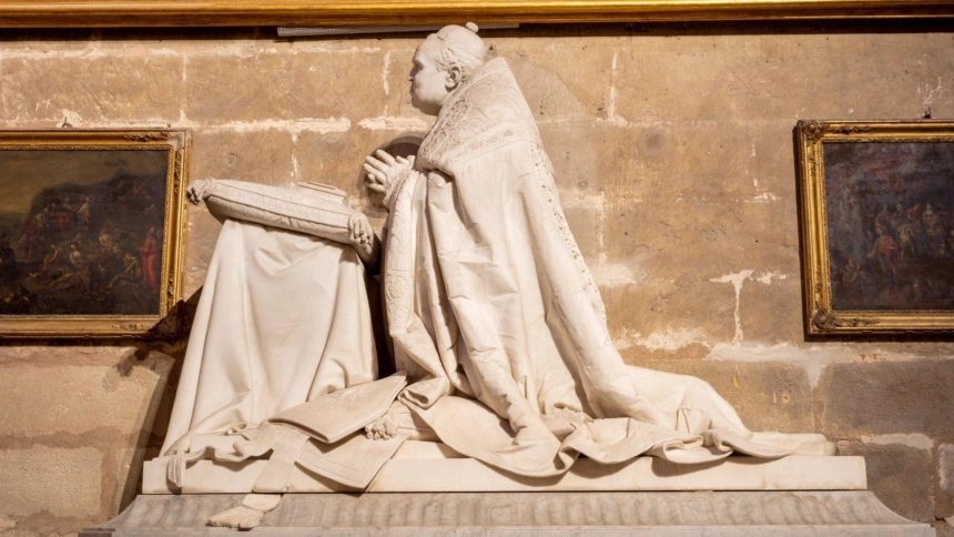 Visitas guiadas a los sepulcros de los arzobispos, un patrimonio que refleja la importancia de los prelados hispalenses