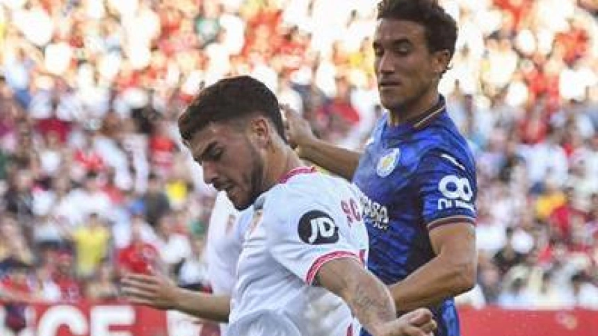 Luis Milla durante el partido ante el Sevilla