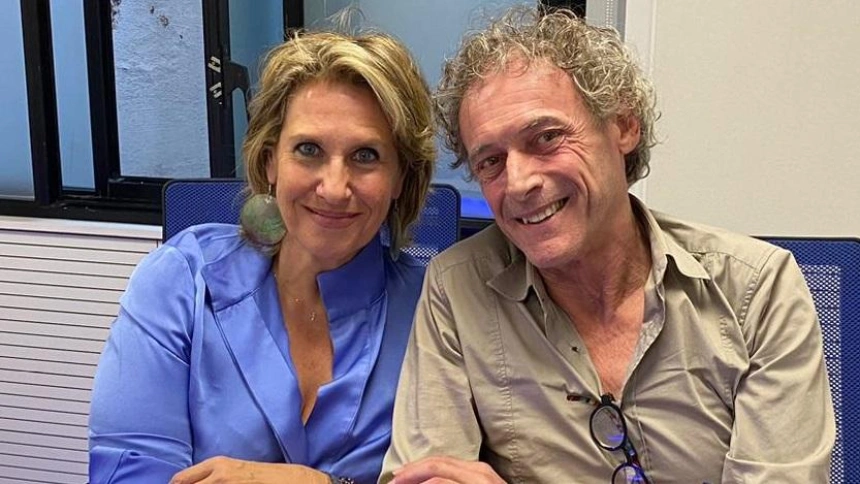 Cristina L. Schlichting y Daniel Freire en los estudios de COPE