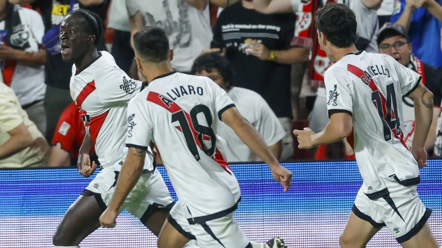 Mumin celebrando el gol