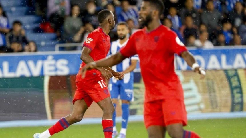 Gol de Lukebakio (Alavés, 2 - Sevilla, 1)