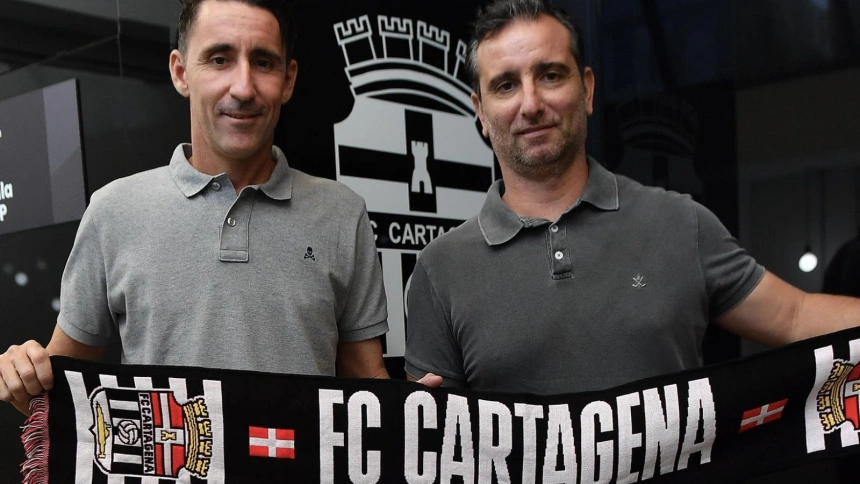 Jandro y Pablo Redondo dirigirán al Cartagena hasta final de temporada.