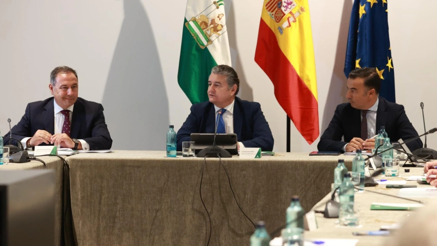 El consejero Antonio Sanz ha presidido el Consejo de Asuntos Taurinos de Andalucía