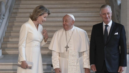 El Papa Francisco con los reyes de Bélgica
