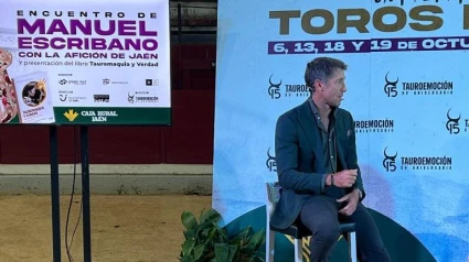 Manuel Escribano en el acto celebrado en la plaza de toros de Jaén