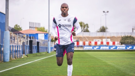 El lateral derecho camerunés Allan Nyom regresa al Getafe casi tres años después.