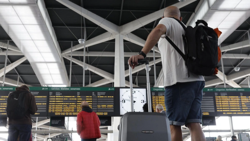 Estación de ferrocarril Joaquín Sorolla en Valencia este domingo