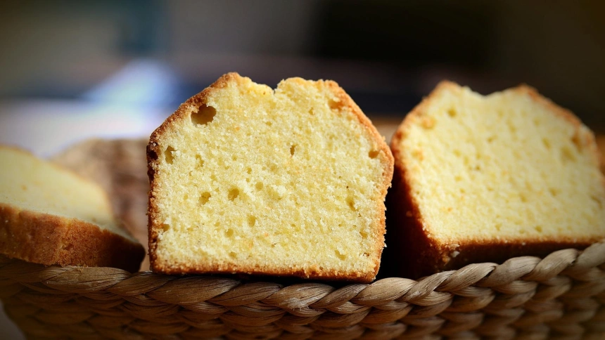 Esta es la forma correcta para congelar y descongelar un bizcocho: "Lo aísla de la humedad"