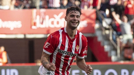 Diego Sánchez celebra la victoria ante el Cádiz.