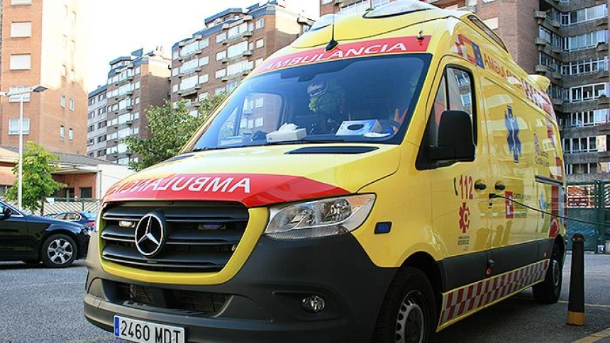 Una mujer de 54 años atendida al inhalar humo en el incendio de una vivienda en Congosto (León)