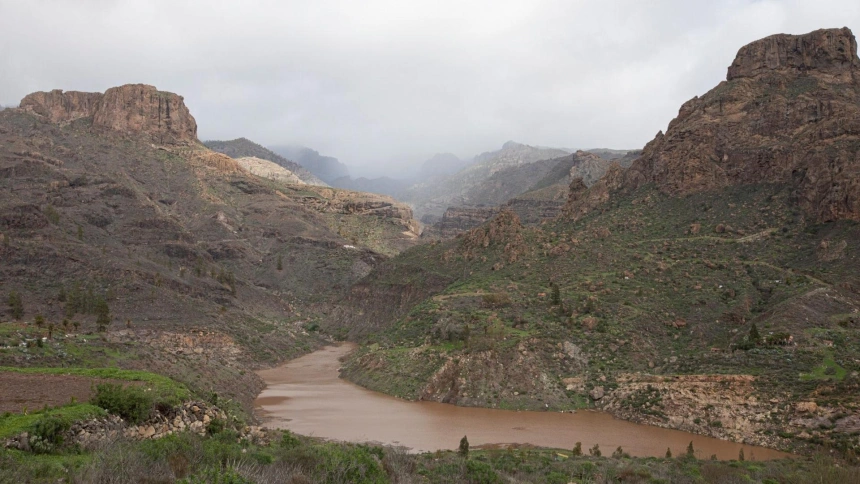 Estado de la presa de Soria tras el paso de Filomena por Gran Canaria. EFE/Quique Curbelo