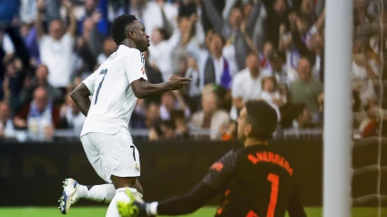 Vinicius celebra su gol, primero del partido.