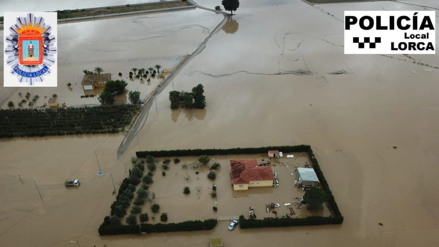 Imagen de una casa inundada en la huerta de Lorca en la DANA de 2019