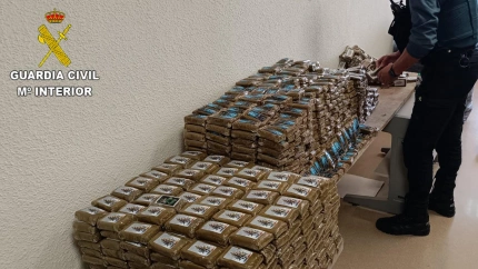 La Guardia Civil detiene a una persona en el Coto de Bornos que se dio a la fuga cuando transportaba 180 kilos de hachís kilos