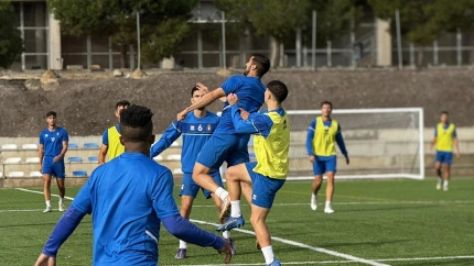 Momento del entrenamiento de este jueves, del CF Lorca Deportiva