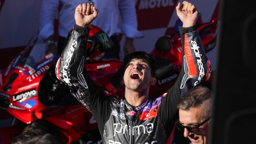 Jorge Martín celebra su segundo mundial, primero en la categoría reina