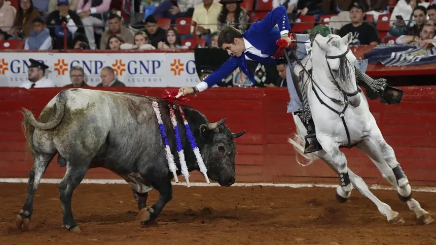 Guillermo Hermoso de Mendoza durante su actuación en La México